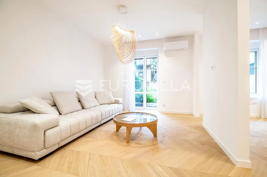 zagreb, masarykova, luksuznan dvosoban stan 52 m² - slika 2