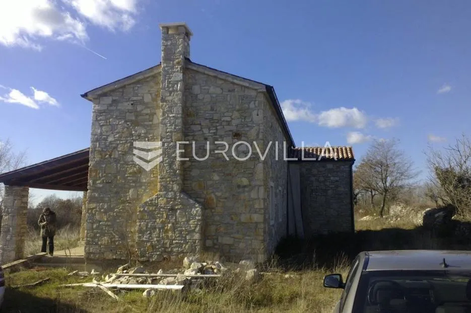 istra, savičenta okolica, jedinstvena kamena kuća 250m2 s bazenom na osami okružena zelenilom - slika 3