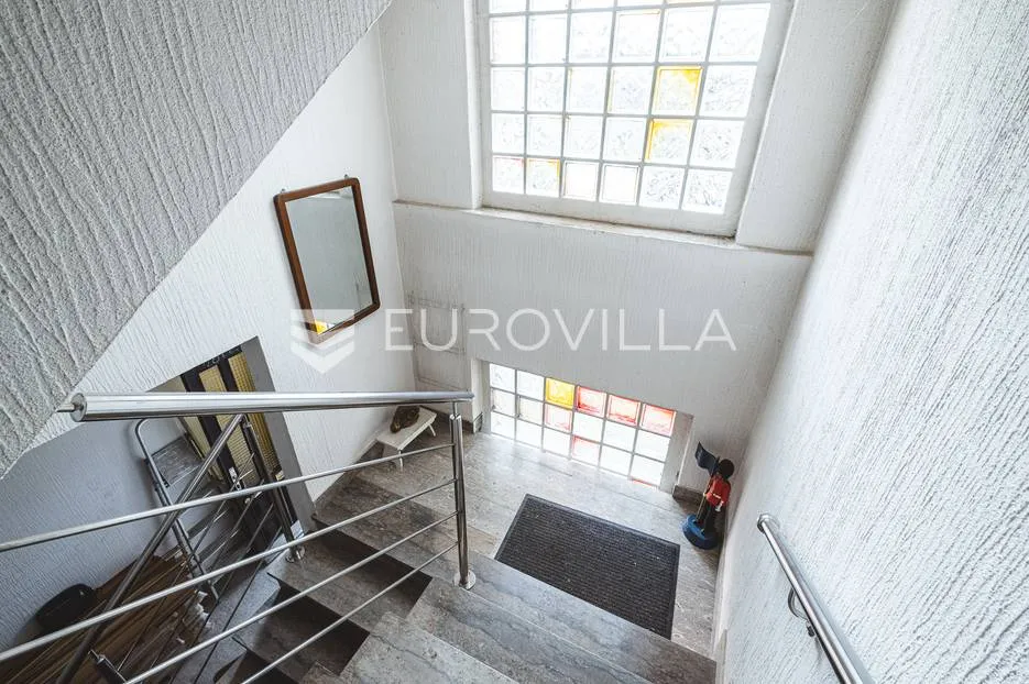 zagreb, markuševec, troetažna kuća 106 m2 - slika 4