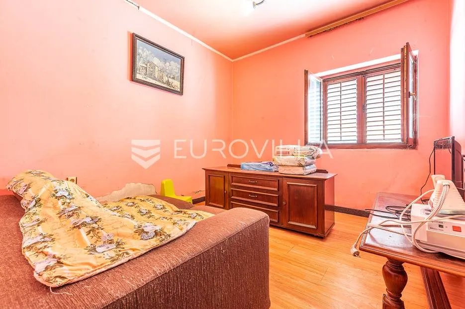 zagreb, peščenica, kuća s neto korisnom površinom od 105 m² i s vrtom od 90 m² - slika 3