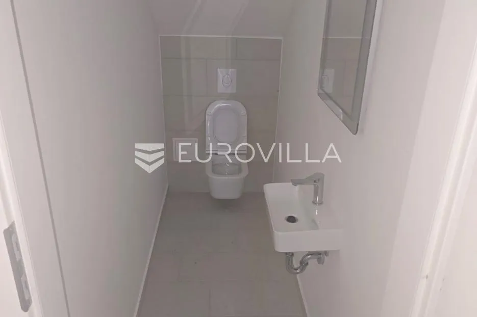 karlovac, zvijezda, poslovni prostor 51 m², novouređen, centar grada - slika 6