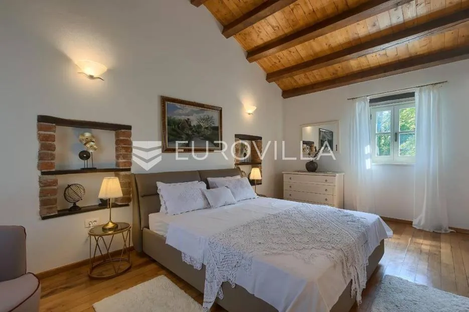 istra, tinjan, elegantna kamena vila s bazenom, iznimne kvalitete gradnje - slika 22