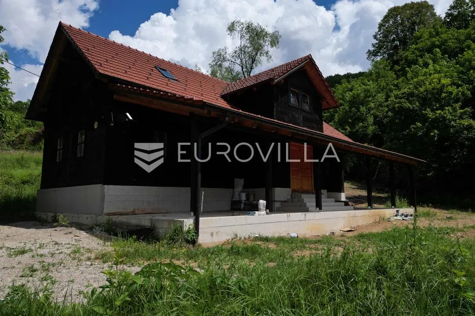 samobor, grdanjci, prostrana kuća 180 m² na zemljištu površine 2127 m² - slika 3