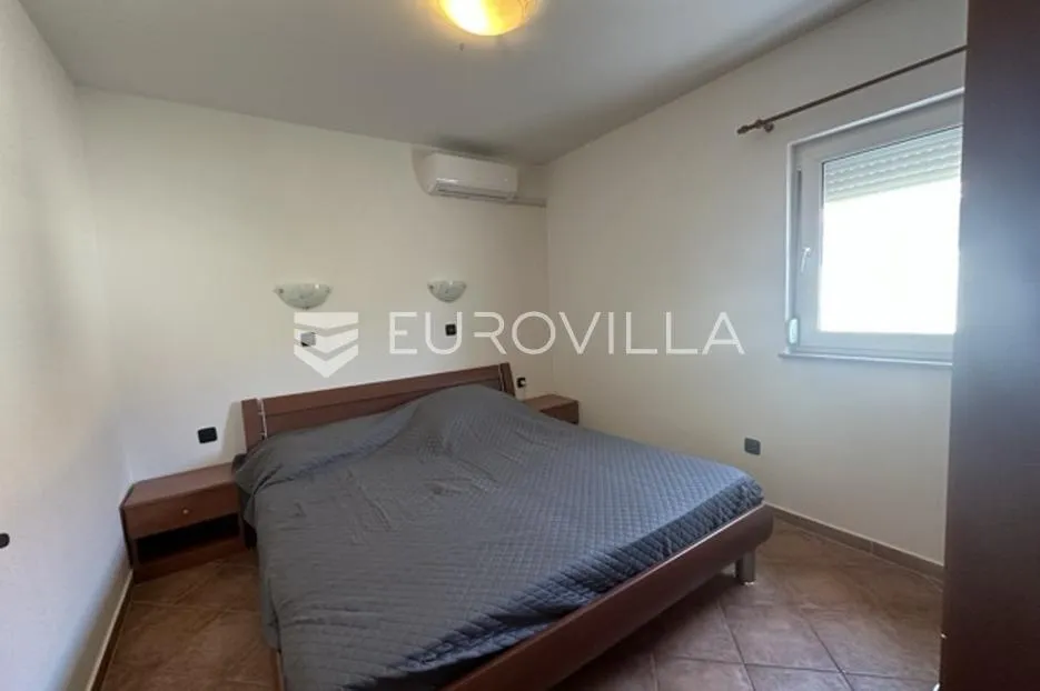 istra, medulin samostojeća kuća 130 m² s prekrasnom krovnom terasom i pogledom more - slika 21