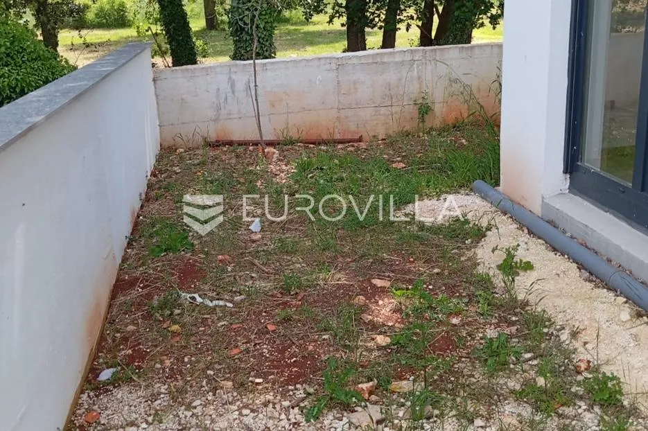 istra, medulin, dvosobni stan s vrtom u novogradnji, uporabna dozvola - slika 8