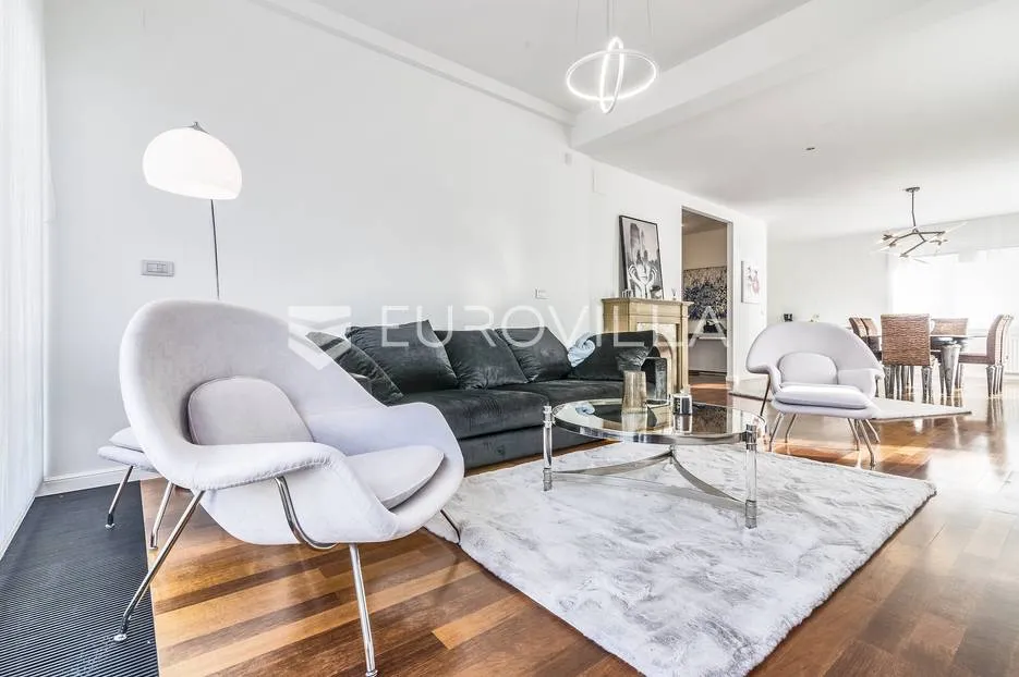 pantovčak četverosobni penthouse za najam u urbanoj vili na zelengaju - slika 4