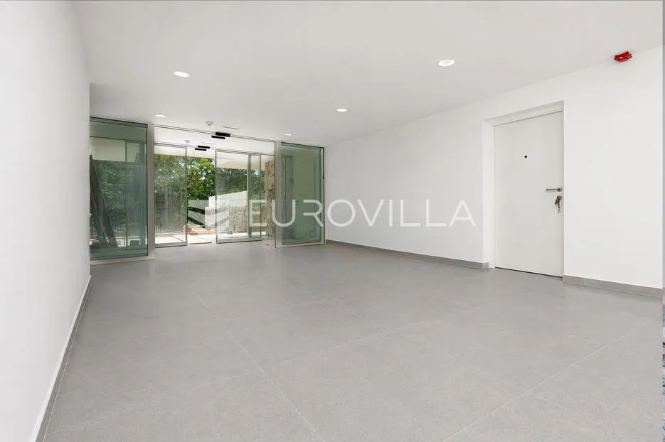 opatija privé, ekskluzivan trosoban stan 68 m², bazen, teretana - slika 13