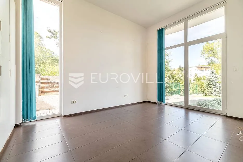 zagreb, maksimir, samostojeća vila s duplom garažom i 4 sobe 1500 m² dvoriše - slika 4