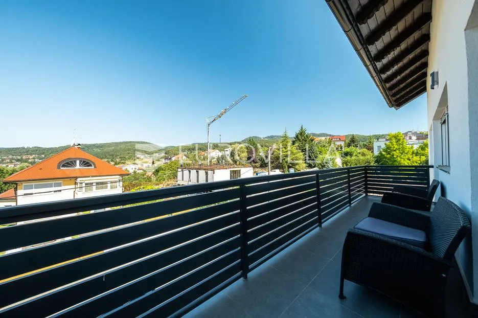 zagreb, dedići, prekrasan stan 100 m², kompletno adaptiran, garaža i panoramski pogled - slika 21