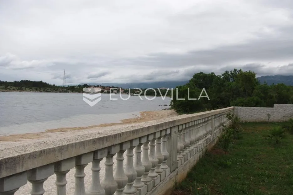 kruševo, crna punta, prekrasna kuća prvi red do mora s tri stambene jedinice - slika 5