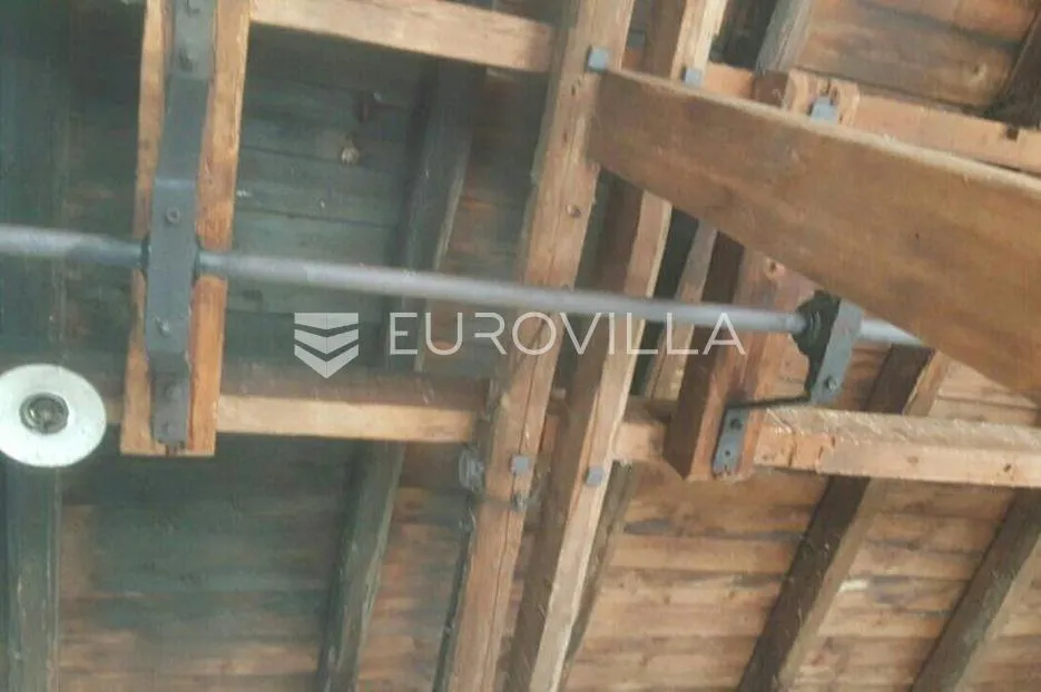 osijek, bilje, prodajemo stari mlin površine 850 m2. - slika 9