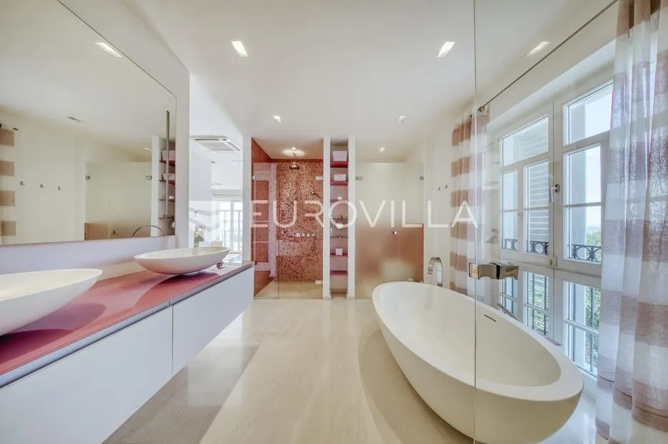 zadar, diklo, moderna i elegantna vila prvi red uz more - slika 19