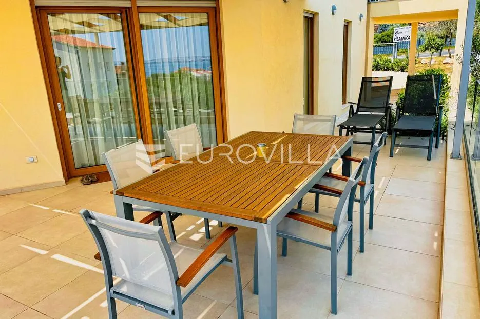 ugljan, preko, moderno uređena vila s pogledom na more - slika 17