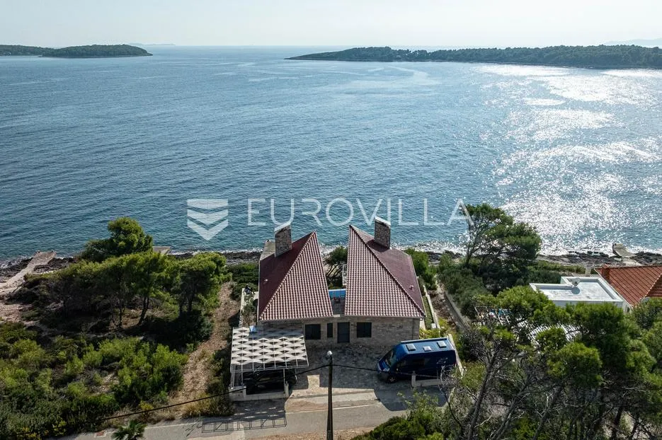 otok korčula, vela luka, villa prvi red uz more - slika 10