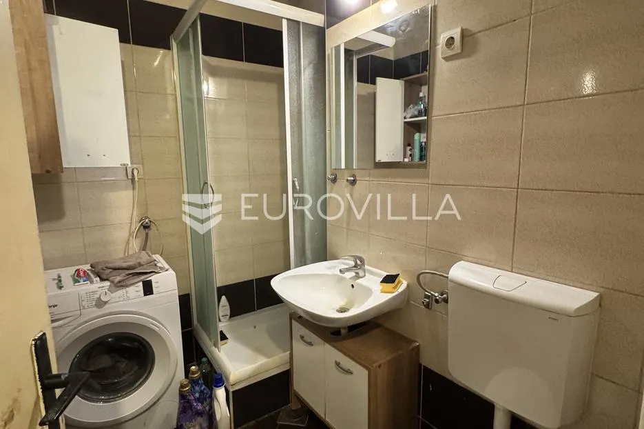 slavonski brod, korzo, trosoban stan 64,08 m² - slika 3