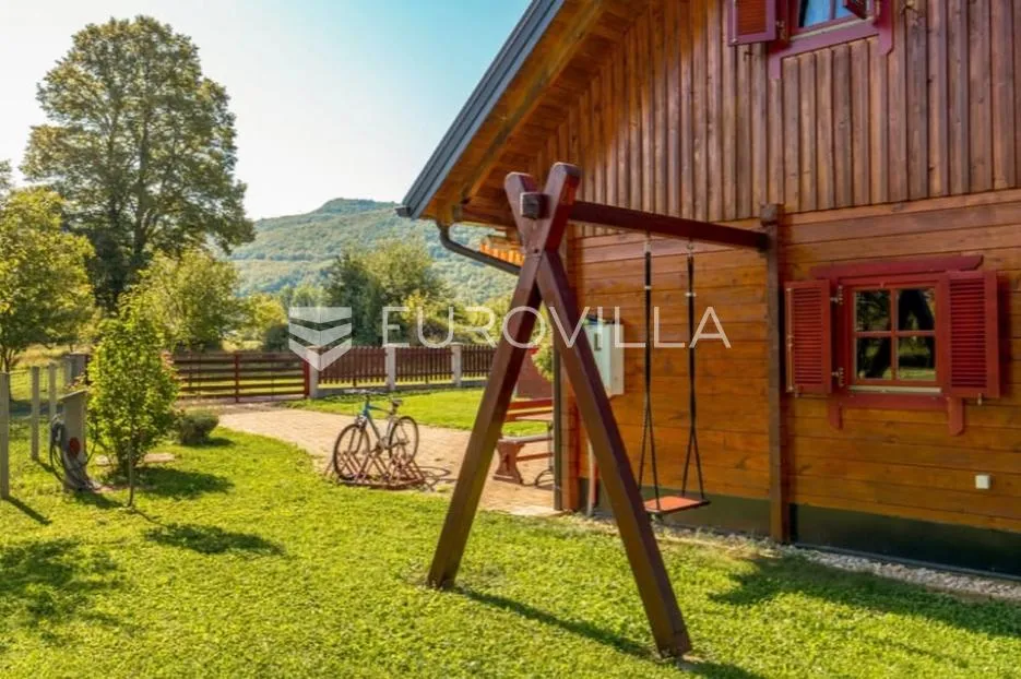 otočac, ličko lešće, drvena kuća za odmor s bazenom sa okućnicom 948 m² - slika 3