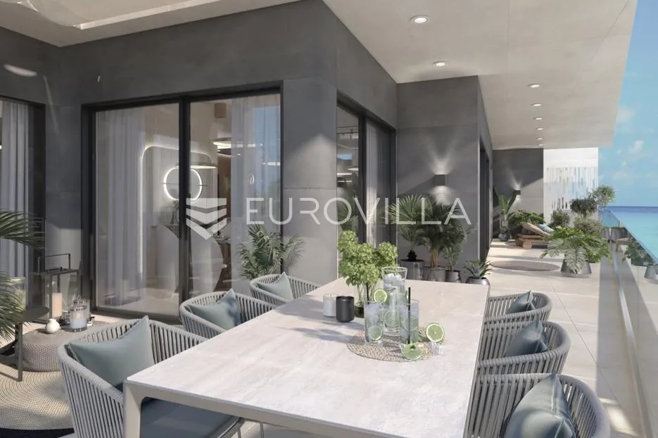 opatija, luksuzno opremljen četverosoban penthouse s pogledom na more nkp 163 m2 - slika 4