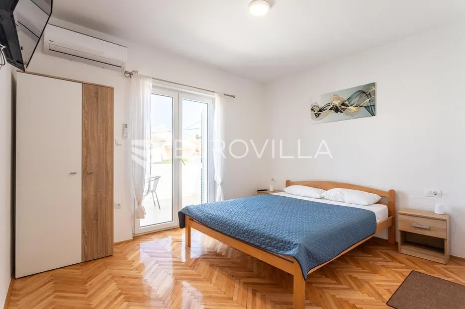 vodice, apartmanska kuća – idealna investicija za turizam! - slika 25