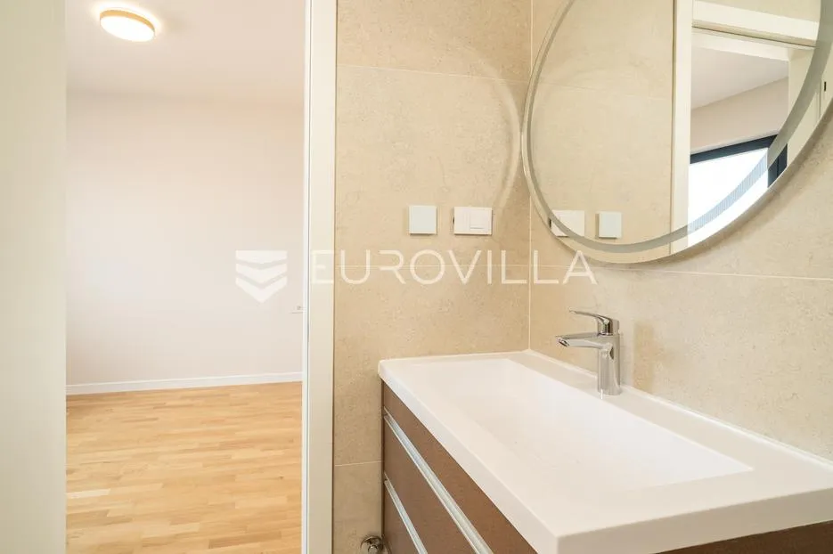 zadar, privlaka, luksuzni dvosoban stan 1. red do mora, 85,57 m² - slika 6