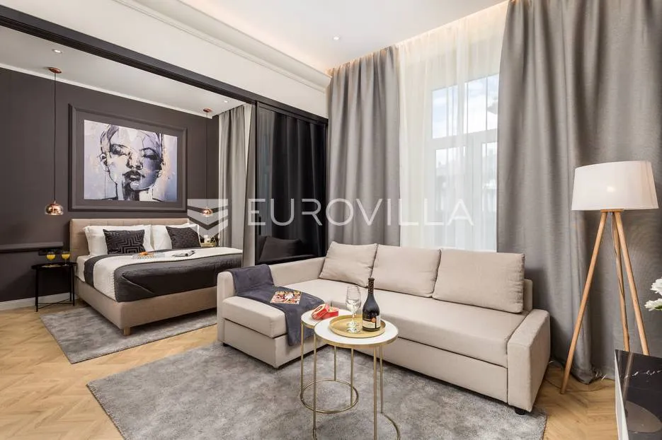 rijeka, centar, novouređen luksuzan stan 104 m² s tri apartmana - slika 3