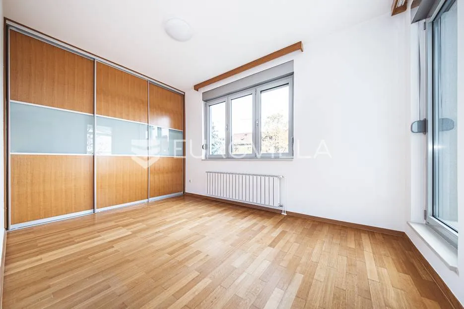 zagreb, jordanovac, prekrasan peterosoban stan 230 m2 s garažom i parkirnim mjestom - slika 15