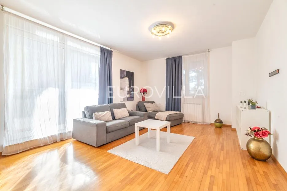 Zagreb, Goljak, prekrasan trosoban stan sa balkonom, 92 m² - Pantovčak