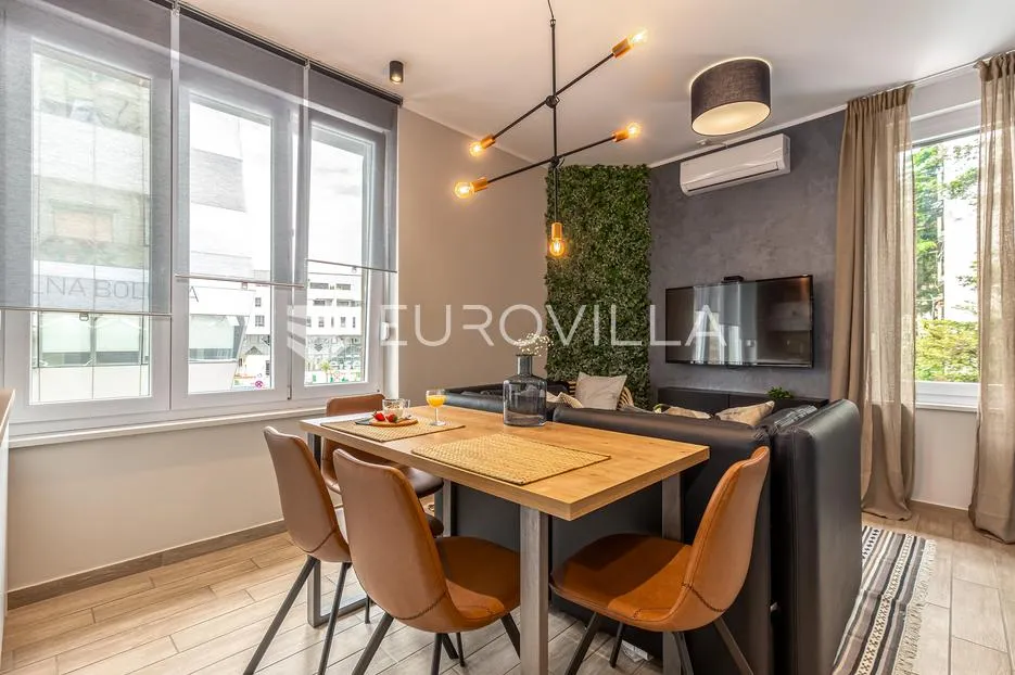 rijeka, centar, novouređen luksuzan stan nkp 98 m2 s tri apartmana - slika 6