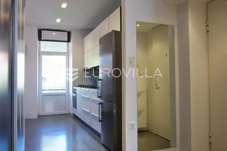 zagreb, ilica, prekrasan dvosoban stan 64 m² - slika 5