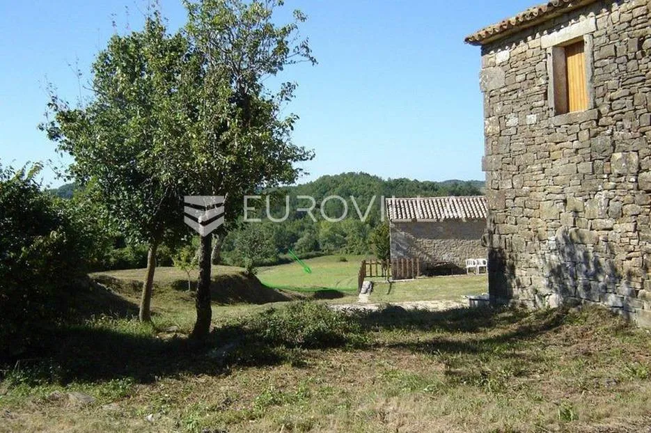 karojba, kompleks zemljišta na lokaciji koja pruža privatnost, 16,637 m2 - slika 3