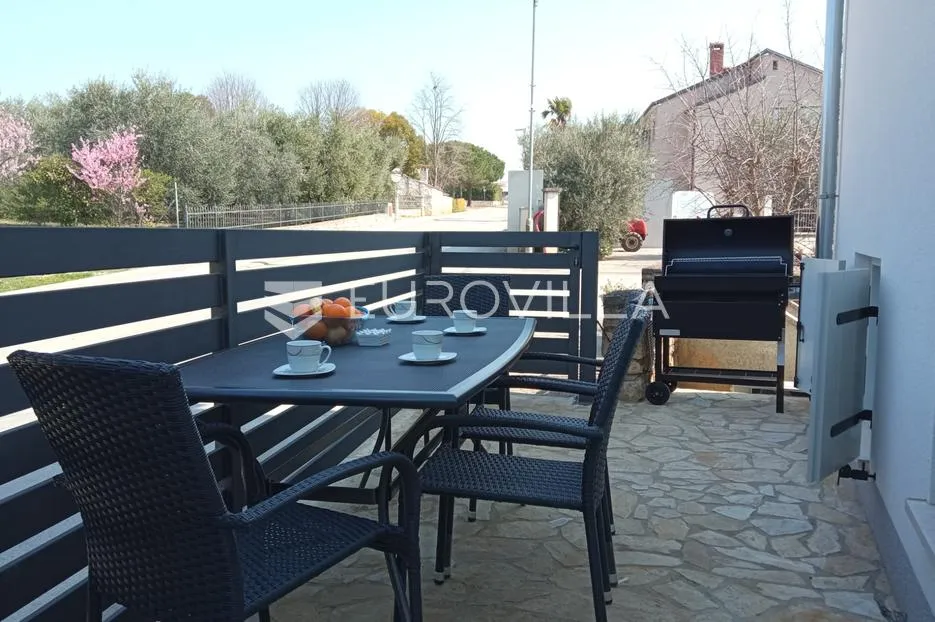 istra, vabriga, dvosoban uređen stan 65 m² - slika 6