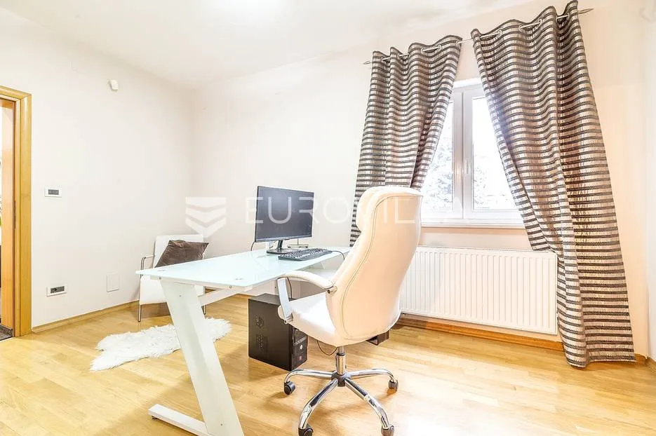 zagreb, remete, prekrasna obiteljska kuća 400 m² - slika 7