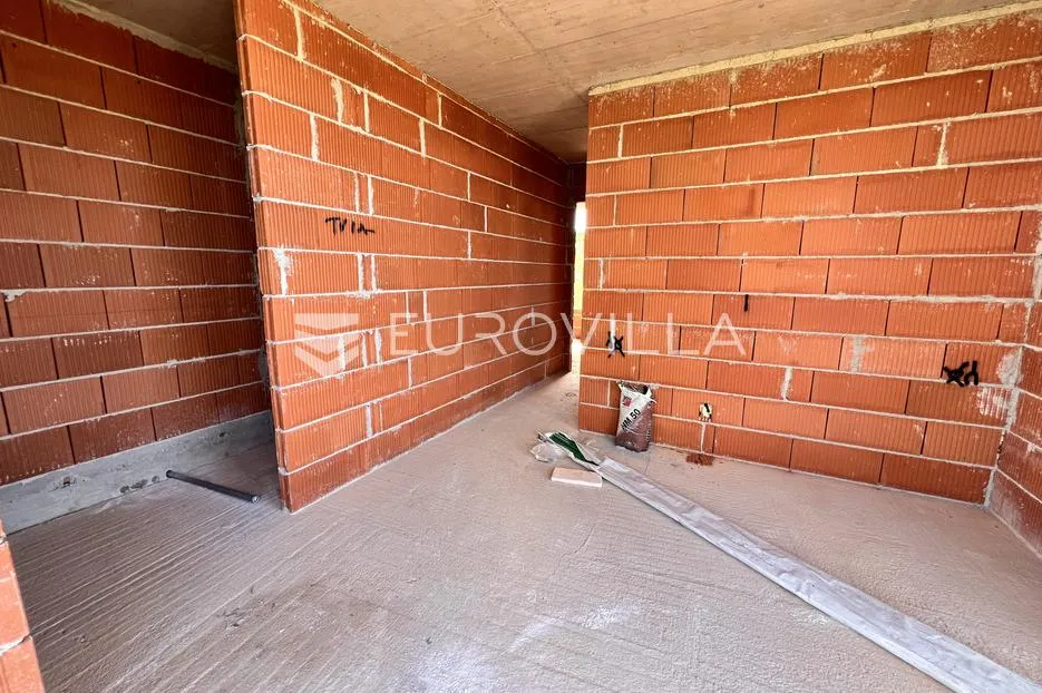 medulin, medulin - kvalitetna i moderna duplex kuća a, s grijanim bazenom 30m2 i garažom, nkp 146 m2 - slika 15