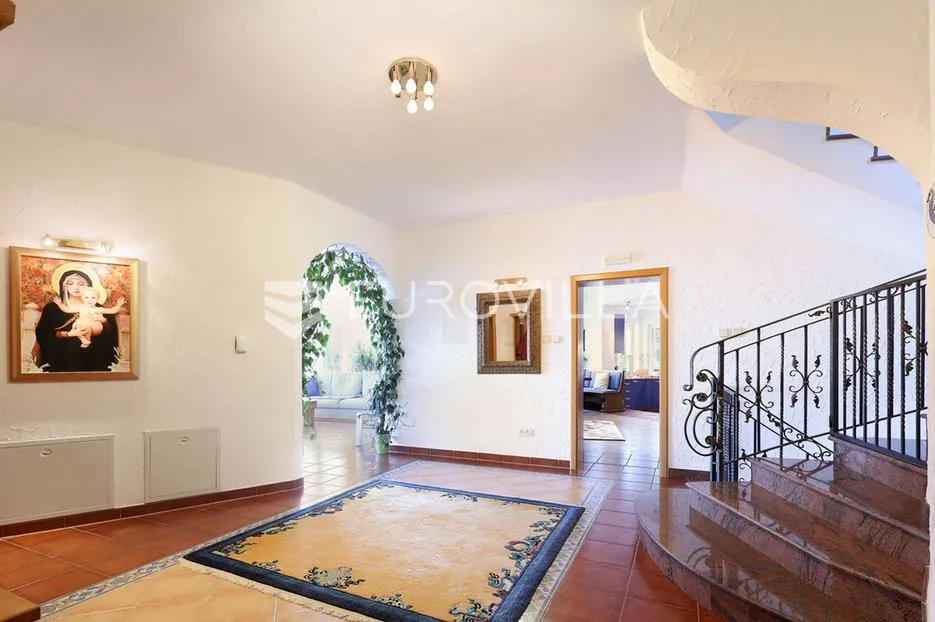 opatija, bregi, predivna obiteljska vila, panoramski pogled na more - slika 12