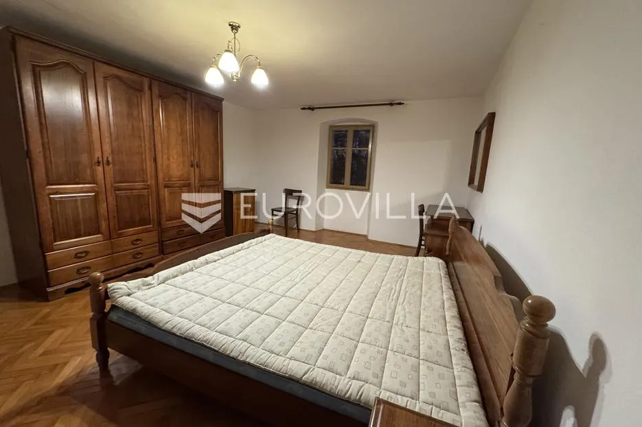 istra, kanfanar, autentična istarska kuća 200 m² s velikim potencijalom i velikom okućnicom - slika 16