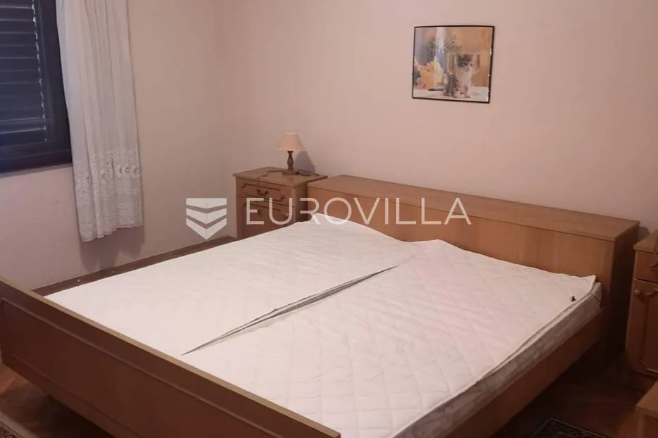 medulin, velika samostojeća kuća na okućnici od 550 m2 - slika 21