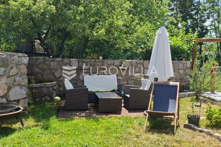 matulji, jurdani, predivno imanje sa četiri adaptirane kuće - slika 7