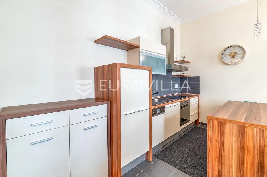 zagreb, centar, teslina, predivan trosoban stan, neto površine 74 m², top lokacija - slika 3