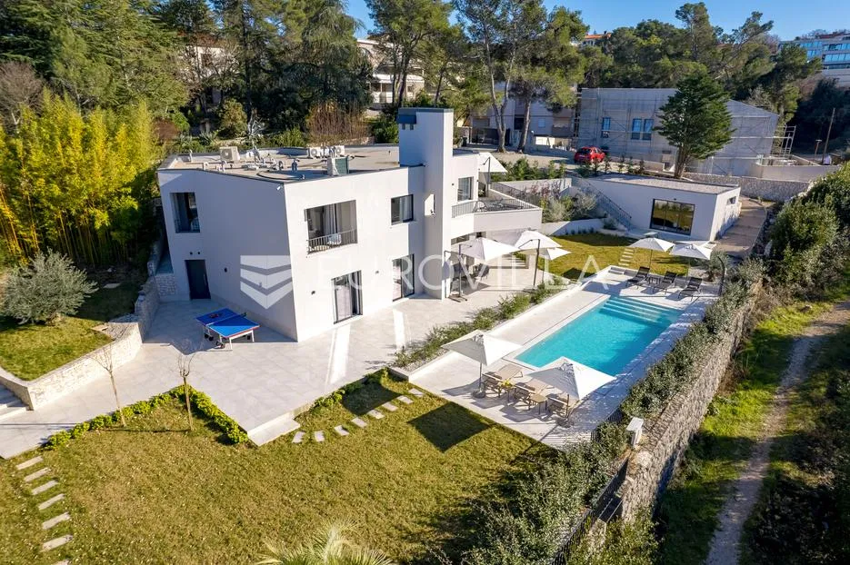 otok krk, malinska, luksuzna vila s dva apartmana u prvom redu do mora - slika 2