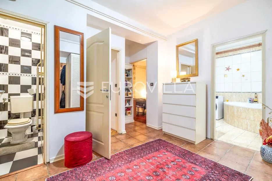 zagreb, brozova, prostran trosoban stan, 80 m², balkon i parkirno mjesto - slika 8