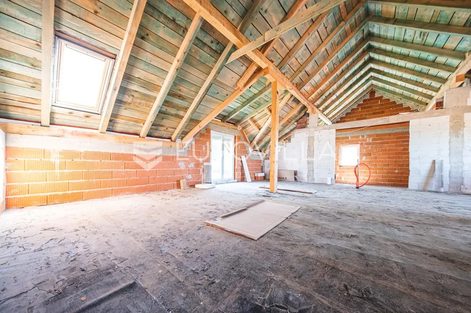 zaprešić, ivanec bistranski, kuća 389.17 m² na zemljištu od 1830 m² - slika 14