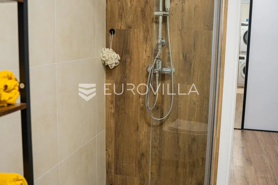 vukovar, mitnica, luksuzan četverosoban stan 102,06 m² - slika 27