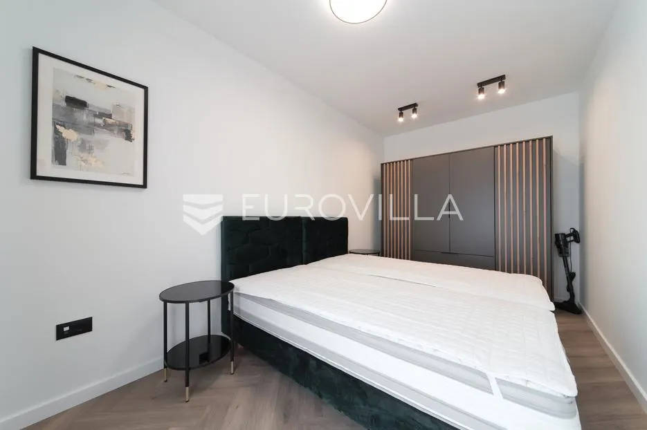 osijek, jug 2, najam novouređenog dvosobnog stana, površine 49 m² - slika 8