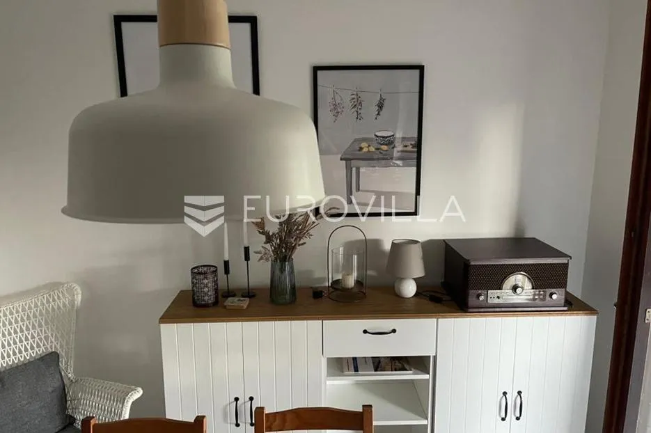 marčana, loborika, kuća s velikom okućnicom i garažom - slika 7