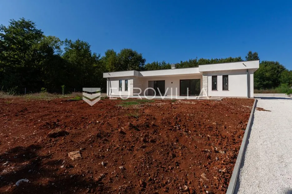 istra, labin, samostojeća vila s bazenom mirna lokacija - slika 4