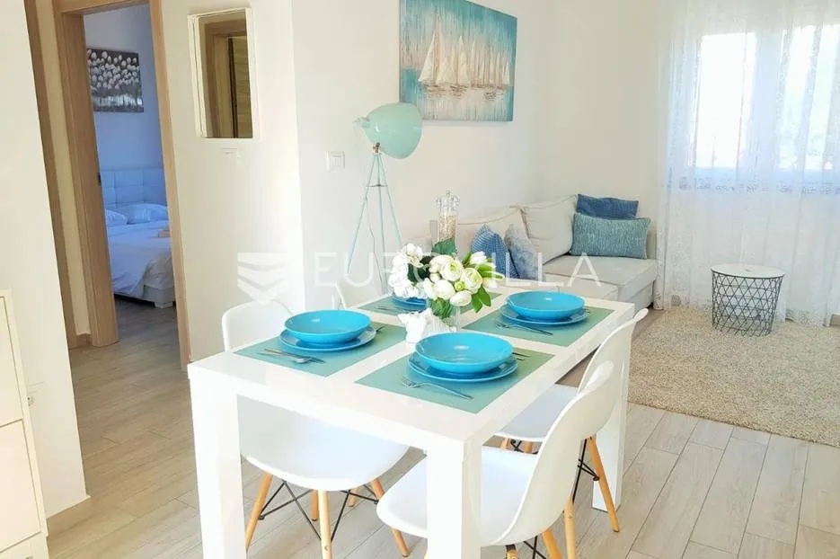 premantura, kuća s četiri apartmana i bazenom - slika 31
