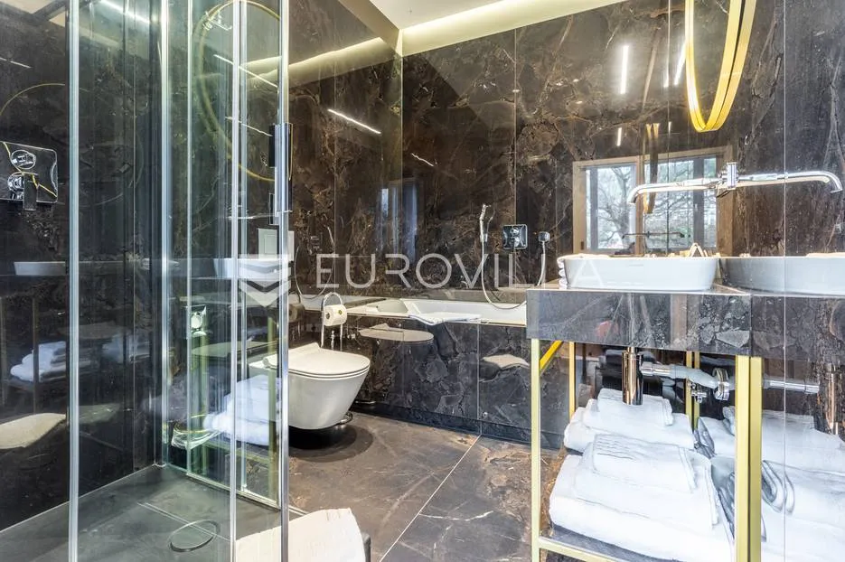 split, grad, luksuzni apartman s 3 jedinice na mirnoj lokaciji - slika 4