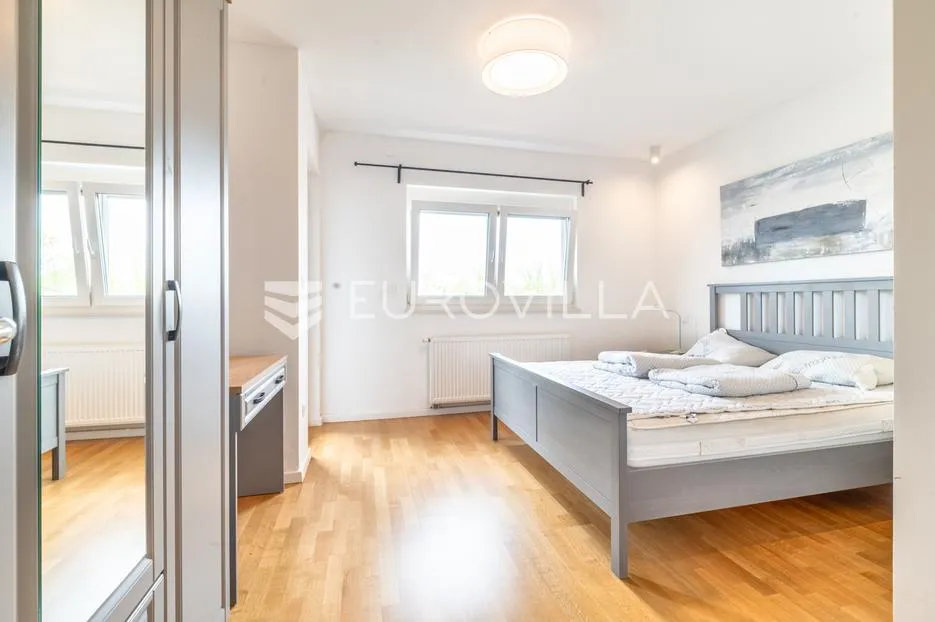 vrbani, novouređen dvosoban stan 65 m² - slika 6