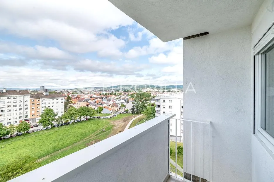 zagreb, srednjaci, trosoban stan 63 m² - slika 9