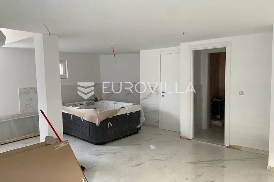 rovinjsko selo, novosagrađena prizemnica, bazen, sauna - slika 6