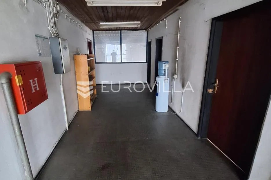 vojnić, proizvodna hala i skladište 9000 m² na parceli od 25000 m², višenamjenska mogućnost - slika 34
